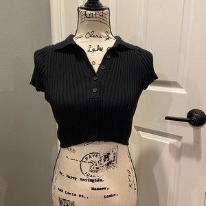 Brandy Melville cropped collared shirt.